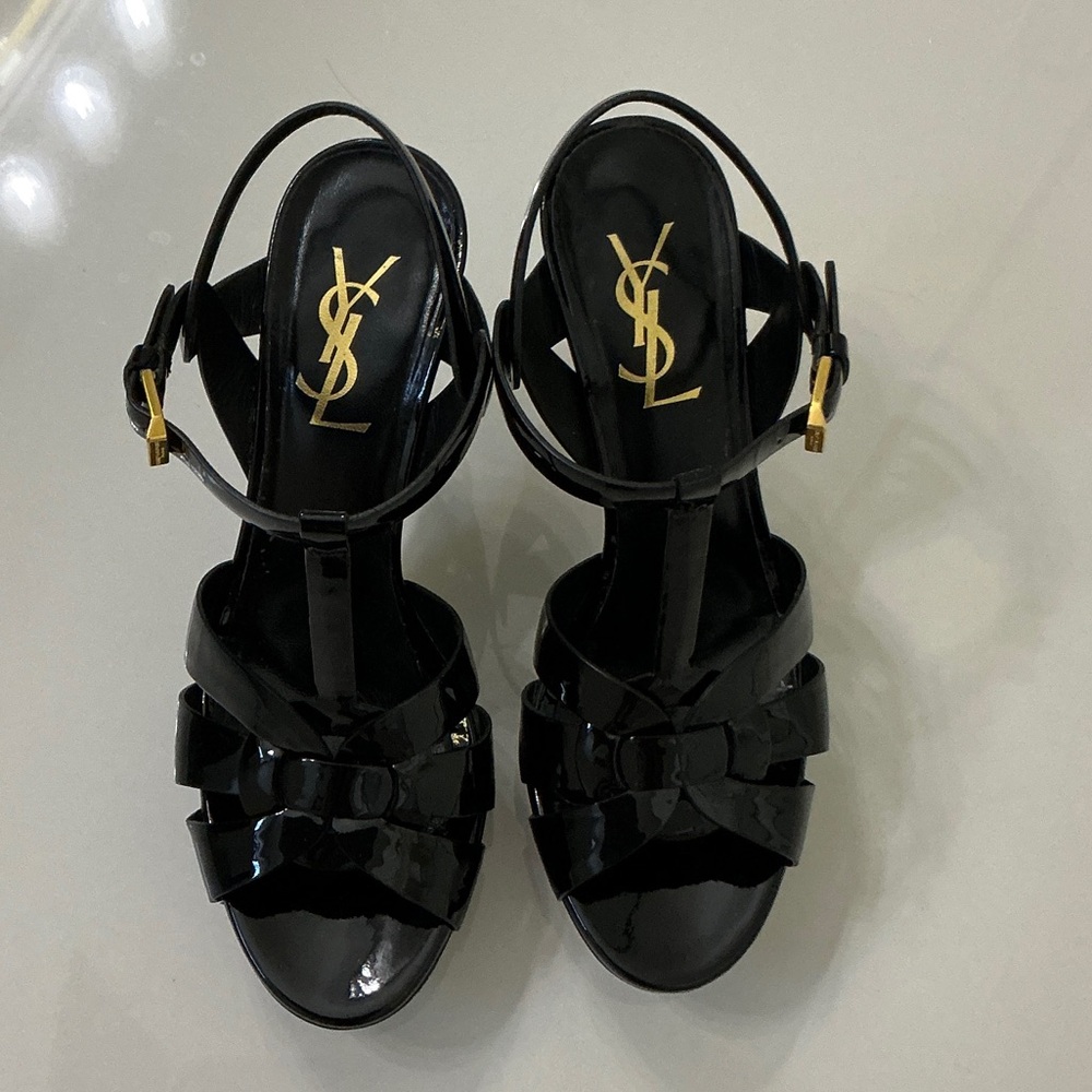 Yves Saint Laurent Black Patent Leather Heels